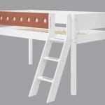 Letto semi elevato White con scala inclinata
