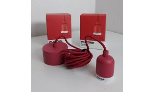 Lampada a sospensione Pantone Deneb - colore rosso scuro